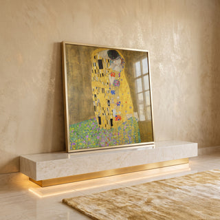 Quadro Decorativo Beijo Dourado: Luxo em Arte Moderna em ambiente decorado - quadros decorativos para sala