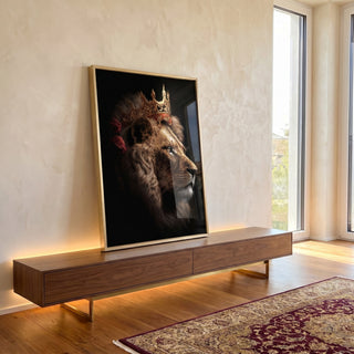 Quadro Decorativo Leão Majestoso - O Poder da Selva em ambiente decorado - quadros decorativos para sala