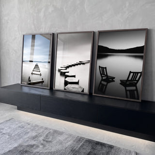 Quadro Decorativo Pier Sereno: Essência de Paz em Preto e Branco em ambiente decorado - quadros decorativos para sala