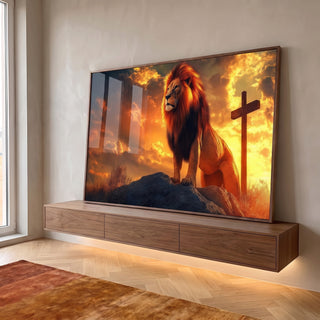 Quadro Decorativo Leão Majestoso e Cruz ao Nascer do Sol em ambiente decorado - quadros decorativos para sala