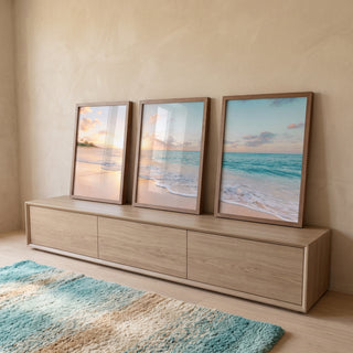 Quadro Decorativo Praia ao Pôr do Sol: Um Encanto Visual em ambiente decorado - quadros decorativos para sala