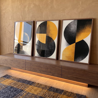 Quadro Decorativo Abstrata em Preto e Amarelo - Formas Fluídas em ambiente decorado - quadros decorativos para sala
