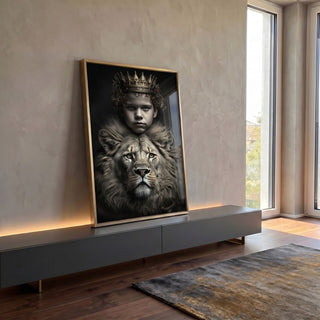 Quadro Decorativo Premium Boy Crown com Leão - Elevando sua Decoração em ambiente decorado - quadros decorativos para sala