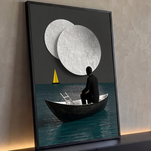 Quadro Decorativo Grande Figura em Barco para Sala Preto | quadros decorativos para sala | figura encapuzada em barco preto observando duas luas brancas texturizadas no céu | Porao dos Quadros