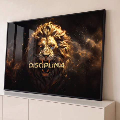 Leão rugindo de juba dourada com a palavra Disciplina em fundo preto com fumaça, quadro decorativo