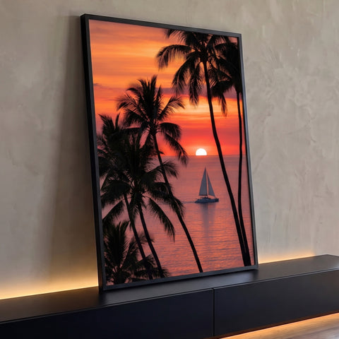 Pôr do sol laranja no mar com palmeiras em silhueta e veleiro navegando, quadro decorativo