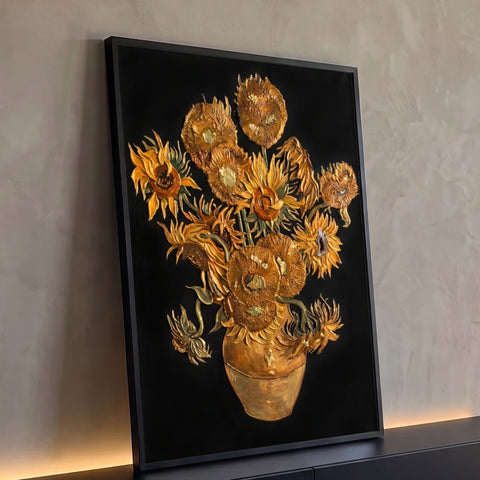 Quadro Decorativo Grande Girassóis de Van para Sala Preto | quadros decorativos para sala | girassóis dourados em relevo texturizado com folha de ouro sobre fundo preto | Porao dos Quadros