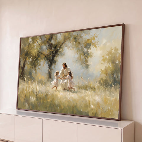 Pintura de Jesus sorrindo de mãos dadas com duas meninas em campo ensolarado com árvores, quadro decorativo