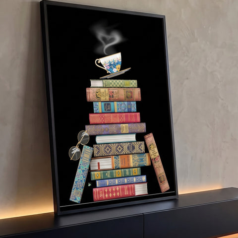 Pilha de livros vintage, xícara de chá florida e óculos em fundo preto, quadro decorativo