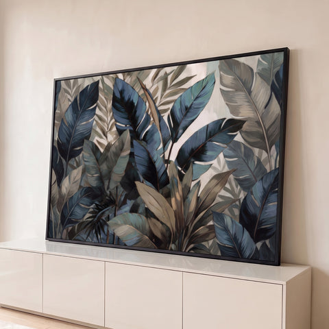 Folhas de bananeira pintadas em azul petróleo, verde sálvia e bege sobre fundo claro, quadro decorativo