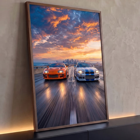 Supra laranja e Skyline prata em rodovia ao pôr do sol com cidade ao fundo, quadro decorativo