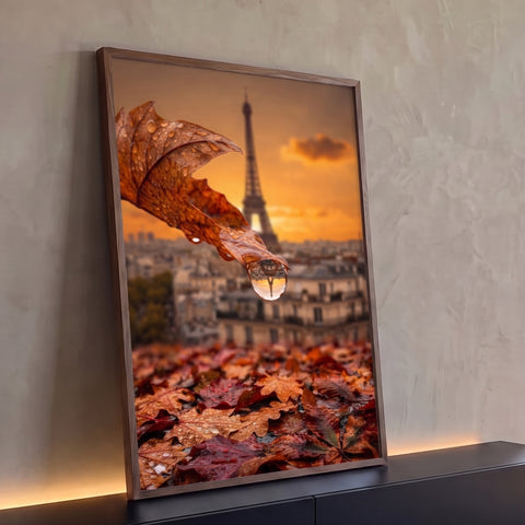 Gota d'água em folha de outono refletindo a Torre Eiffel no pôr do sol de Paris, quadro decorativo