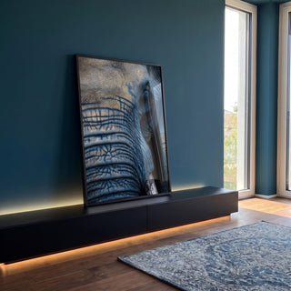 Quadro Decorativo Elefante Sereno Azul em ambiente decorado - quadros decorativos para sala