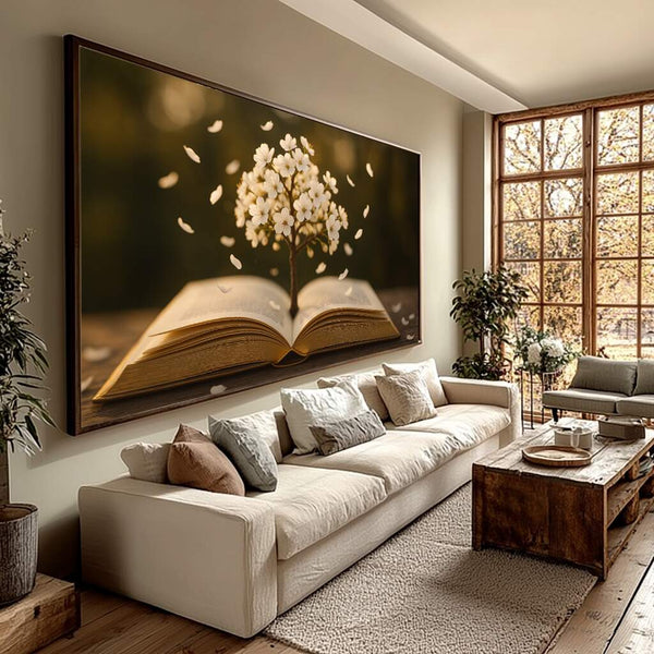 quadros decorativos com mapa-múndi e elementos de viagem em parede cinza