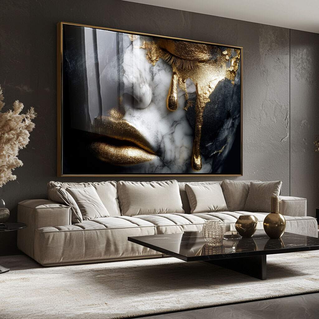 quadros decorativos para quarto de casal com acabamento em moldura dourada