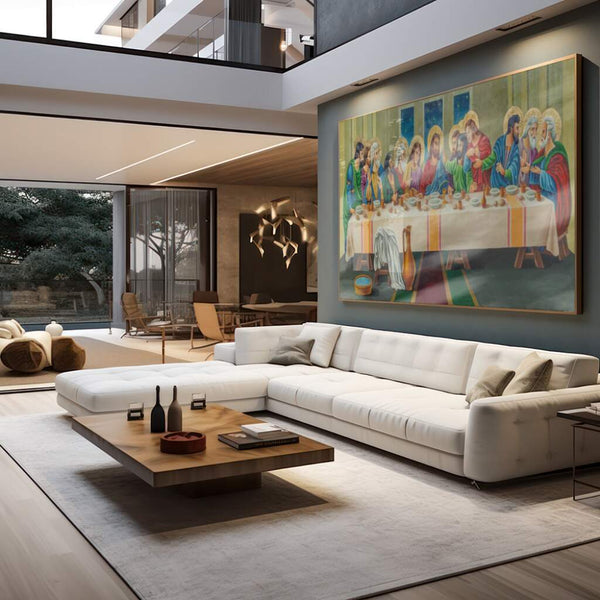 quadros decorativos para sala de jantar com moldura preta, mesa de madeira e iluminação pendente quente