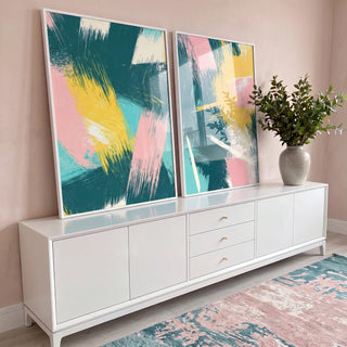 Quadro Decorativo Pincelada - Harmonia de Cores em Verde, Rosa e Amarelo em ambiente decorado - quadros decorativos para sala