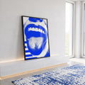 Quadro Decorativo Ousadia em Azul Vibrante em ambiente decorado - quadros decorativos para sala