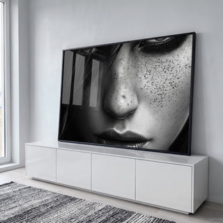Quadro Decorativo A Seriedade da Mulher Arte que Inspira em ambiente decorado - quadros decorativos para sala