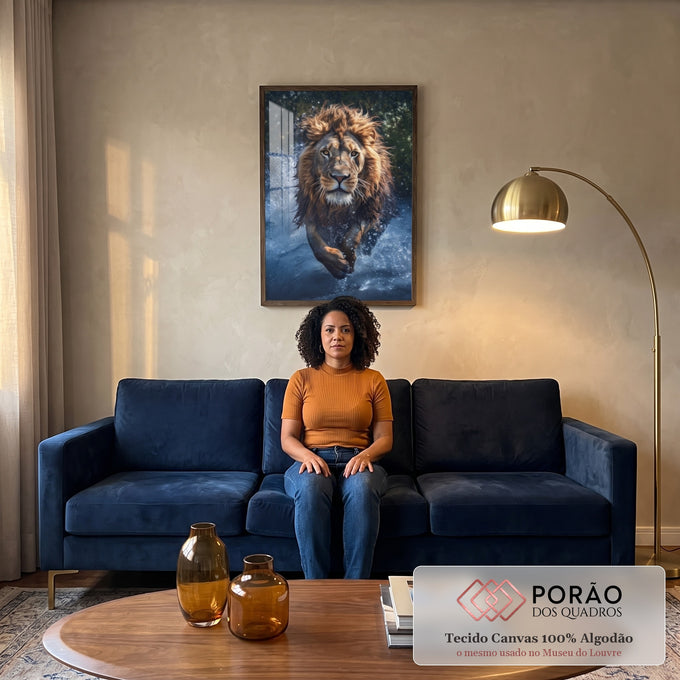Quadro Decorativo Leão em Movimento: Arte Vibrante para sua Casa em sala de estar moderna - quadros decorativos para sala