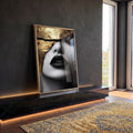 Quadro Decorativo Reflexão Feminina Gold em ambiente decorado - quadros decorativos para sala