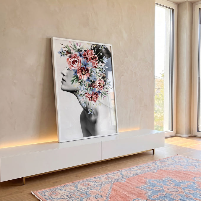 Quadro Decorativo: Essência Feminina e Flores em Aquarela em ambiente decorado - quadros decorativos para sala