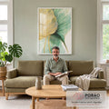 Quadro Decorativo Folhagem Dourada e Verde - Elegância Natural para sua Casa em sala de estar moderna - quadros decorativos para sala