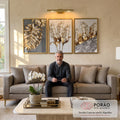 Quadro Decorativo: Elegância Dourada e Floral em sala de estar moderna - quadros decorativos para sala