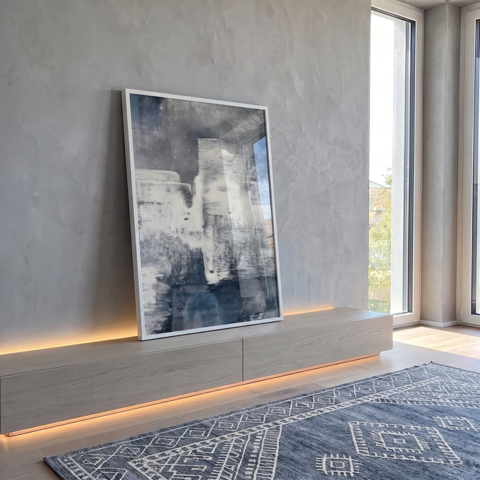 Quadro Decorativo Abstrato Azul com Serenidade em ambiente decorado - quadros decorativos para sala