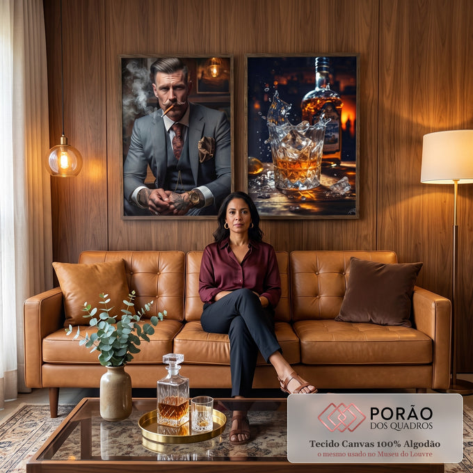 Quadro Decorativo Sofisticado 'Homem e Whisky' - Arte para Elegância do Seu Lar em sala de estar moderna - quadros decorativos para sala