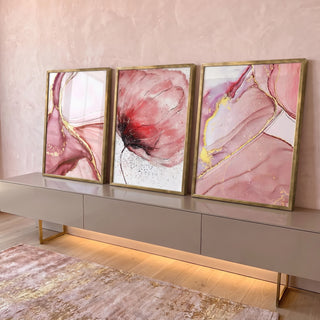 Quadro Decorativo Serenidade em Rosa e Dourado em ambiente decorado - quadros decorativos para sala