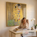 Quadro Decorativo Beijo Dourado: Luxo em Arte Moderna em escritorio moderno - quadros decorativos para sala