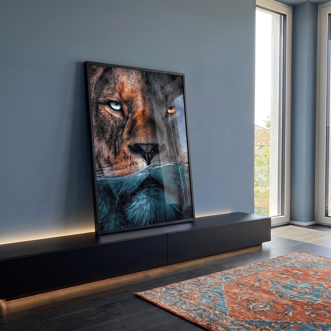 Quadro Decorativo Leão Submerso: Serenidade e Majestade em ambiente decorado - quadros decorativos para sala