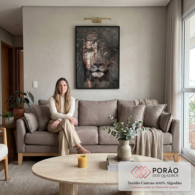 Quadro Decorativo Jesus e o Leão: Inspire Fé e Coragem em sala de estar moderna - quadros decorativos para sala