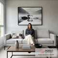 Quadro Decorativo O Amor Dos Cisnes em sala de estar moderna - quadros decorativos para sala