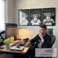 Quadro Decorativo: Humor entre Chimpanzés na Era Digital em escritorio moderno - quadros decorativos para sala