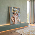 Quadro Decorativo Mulher com Cabeça de Flores - Elegância e Sofisticação para Seu Ambiente em ambiente decorado - quadros decorativos para sala