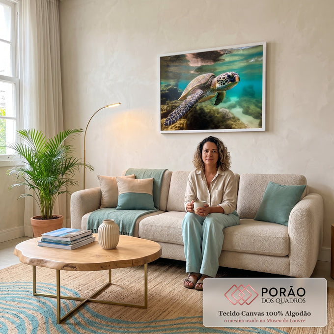 Quadro Decorativo Tartaruga Marinha: Beleza Subaquática em sala de estar moderna - quadros decorativos para sala
