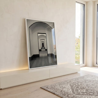 Quadro Decorativo Corredor do Tempo: Elegância Atemporal em ambiente decorado - quadros decorativos para sala