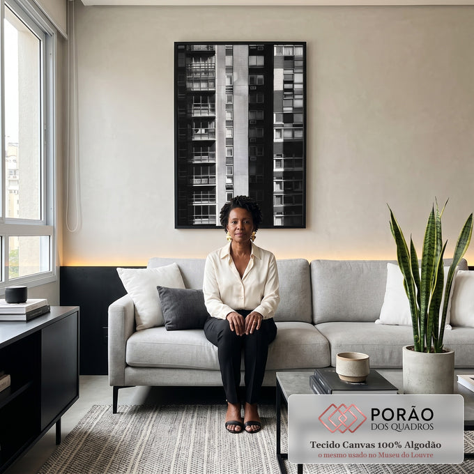 Quadro Decorativo Minimalista em Preto e Branco com Fachada Urbana em sala de estar moderna - quadros decorativos para sala
