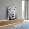 Quadro Decorativo Leão Glacial Imponente em ambiente decorado - quadros decorativos para sala