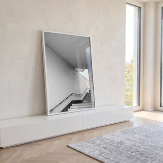 Quadro Decorativo - Escada Espiral: Mistério e Elegância em ambiente decorado - quadros decorativos para sala