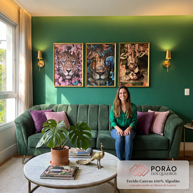 Quadro Decorativo: Majestade Selvagem & Florais Encantadores em sala de estar moderna - quadros decorativos para sala