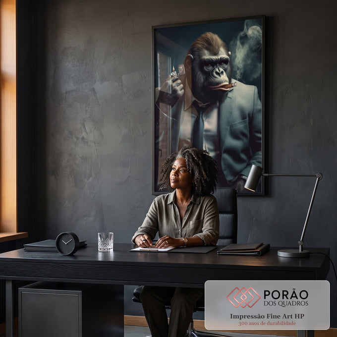 Quadro Decorativo Macaco Executivo - Arte Exclusiva para Pintar seu Espaço com Estilo em escritorio moderno - quadros decorativos para sala