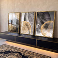Quadro Decorativo Elegância Abstrata: Luxo em Preto e Ouro em ambiente decorado - quadros decorativos para sala