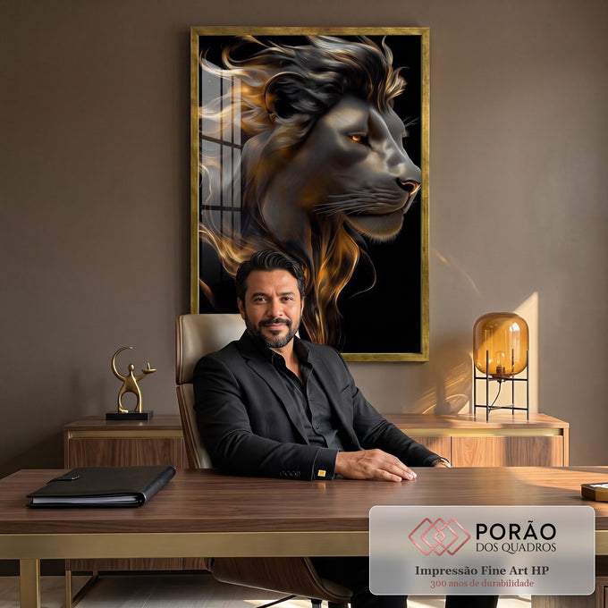 Majestade Dourada - Quadro Decorativo de Leão em Alto Contraste em escritorio moderno - quadros decorativos para sala