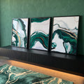Quadro Decorativo: Sussurros de Serenidade em Mármore Verde em ambiente decorado - quadros decorativos para sala