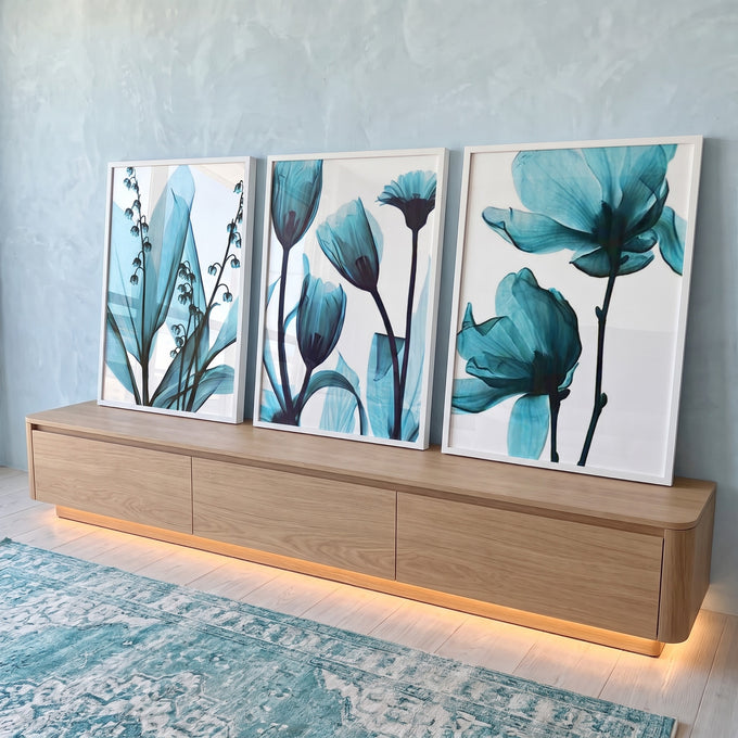 Quadro Decorativo Flores Azuis: Arte Suave que Encanta em ambiente decorado - quadros decorativos para sala