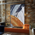 Pinceladas grossas em azul-marinho, branco e laranja em pintura abstrata texturizada, quadro decorativo