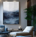 Mar abstrato azul marinho com espuma branca sob névoa branca texturizada, quadro decorativo